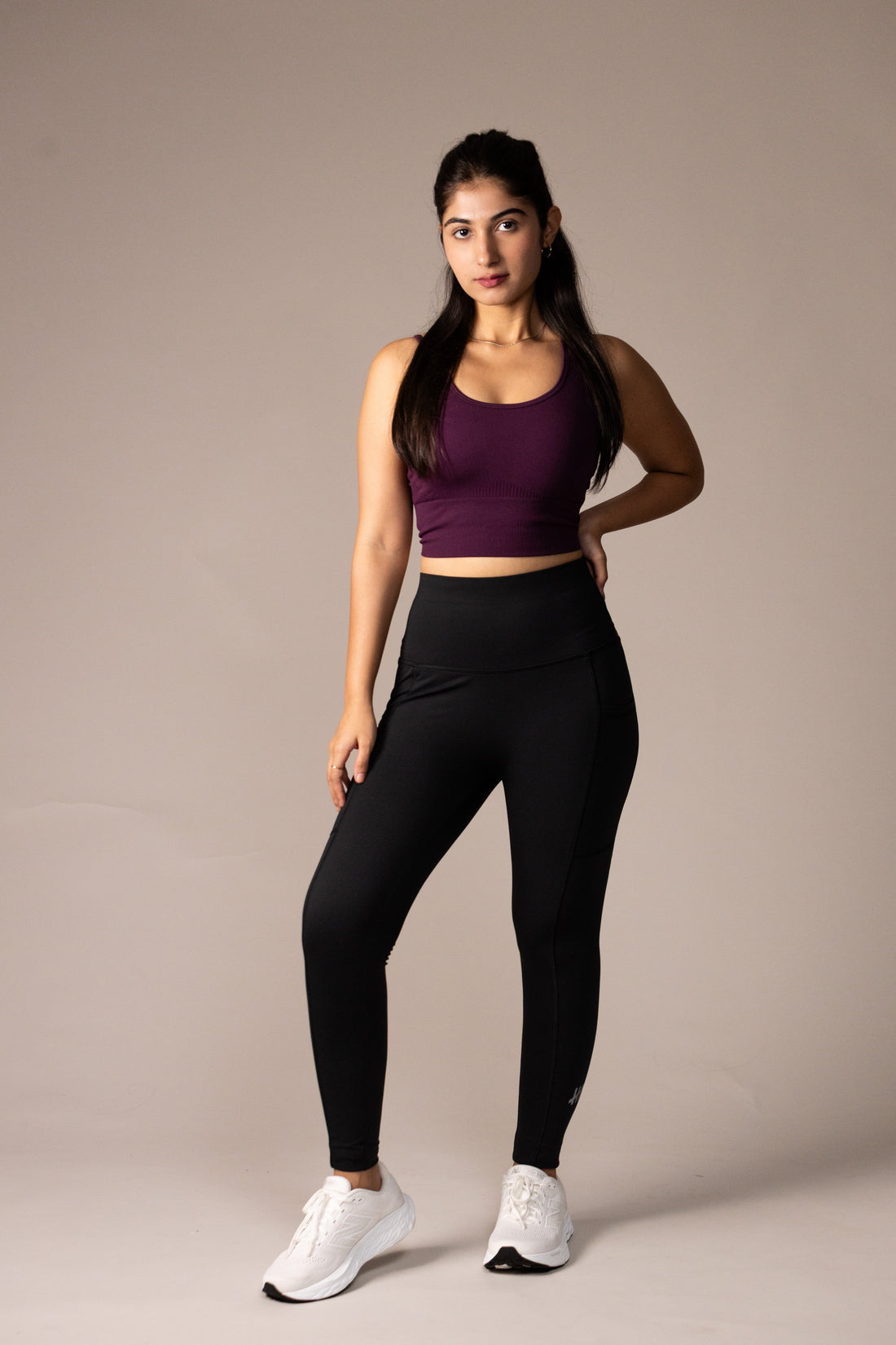 tmr-everyday-leggings-black-front