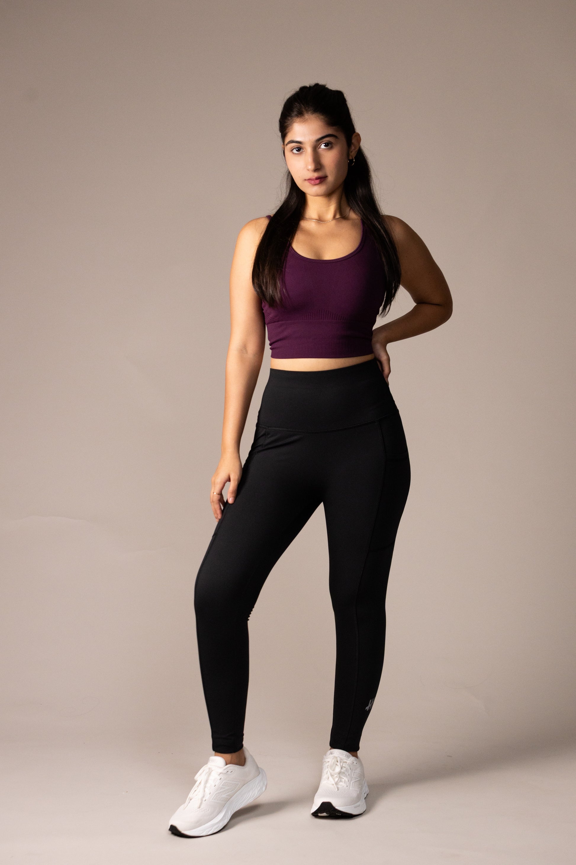 tmr-everyday-leggings-black-front