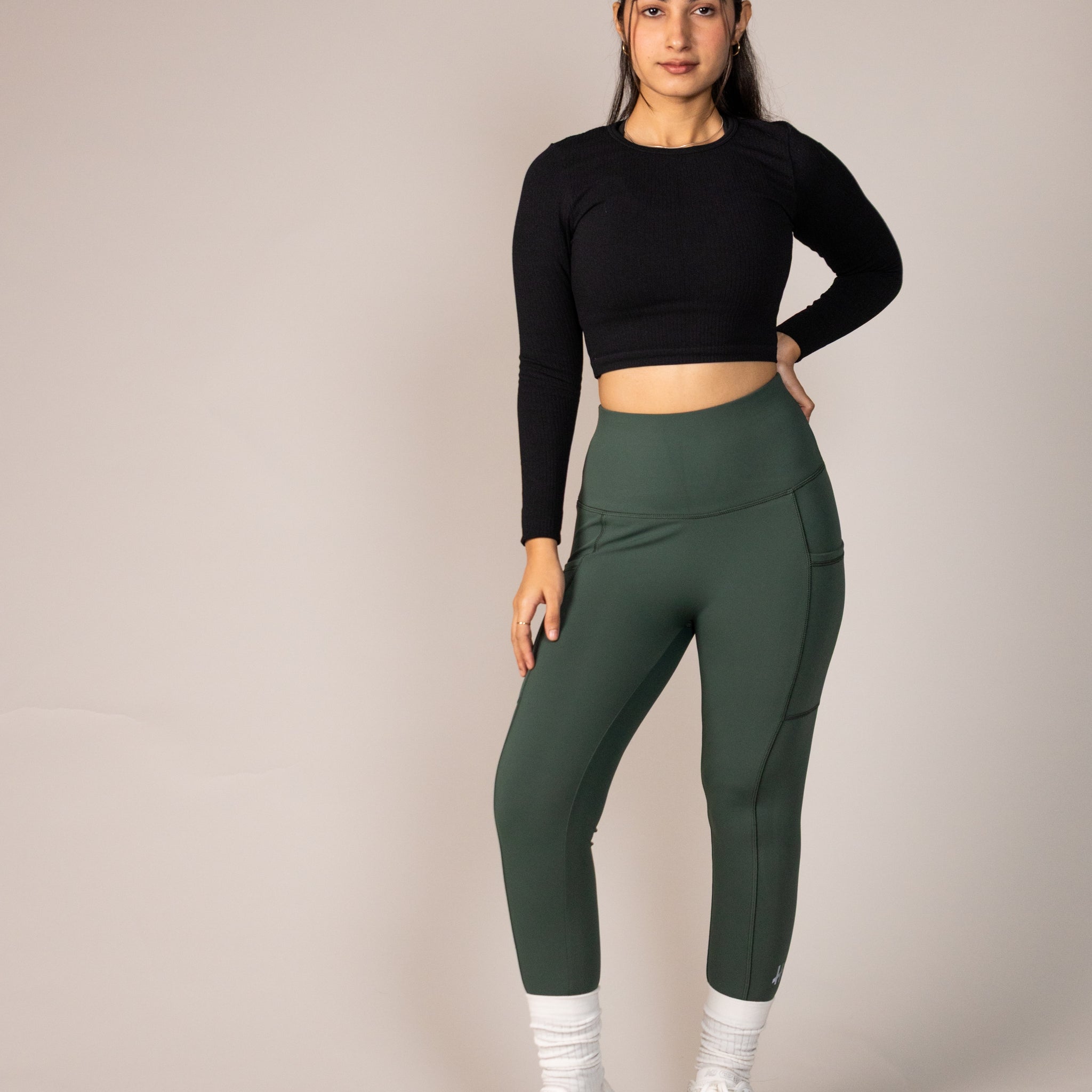 tmr-everyday-leggings-green-front