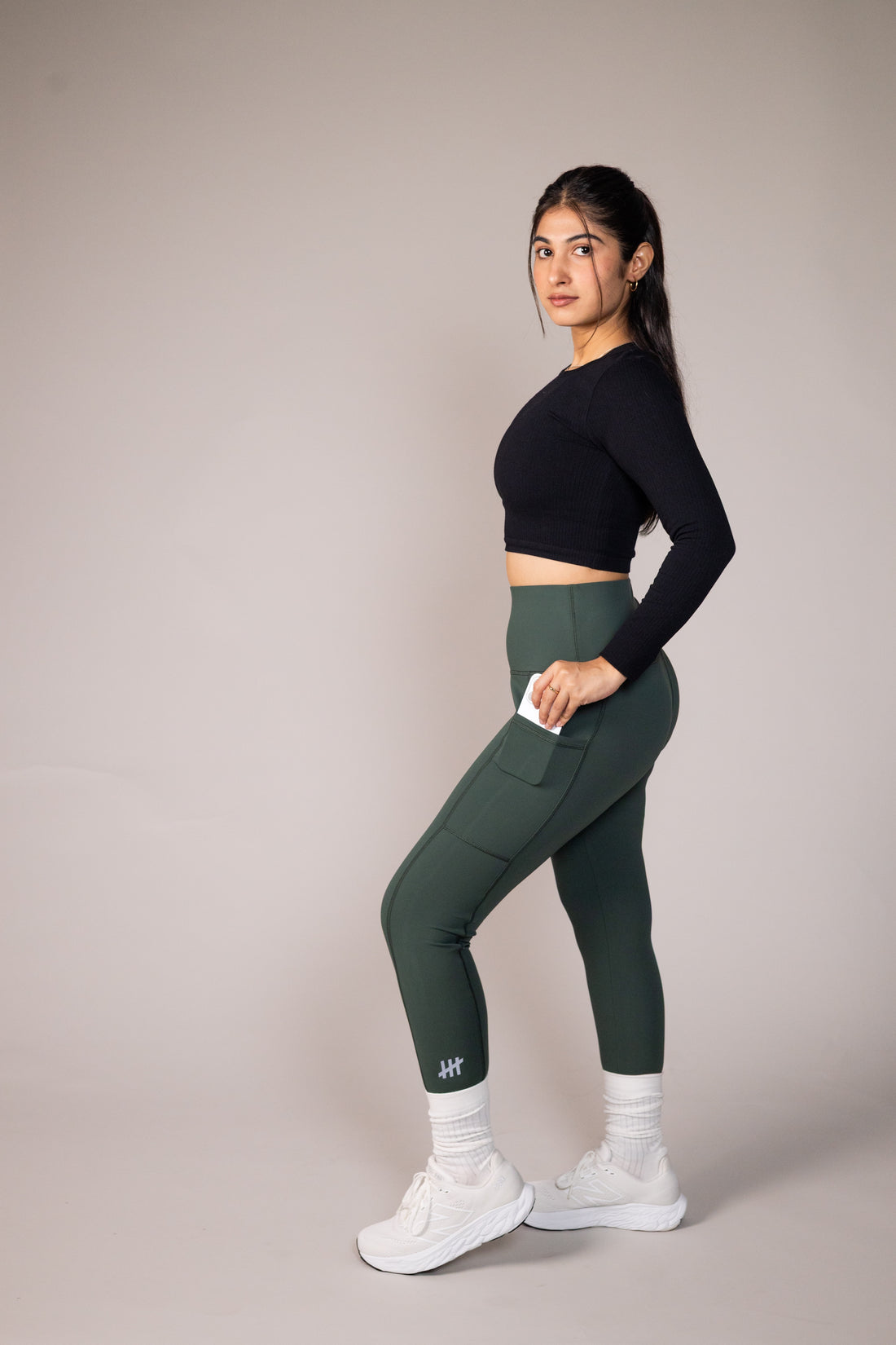 tmr-everyday-leggings-green-front