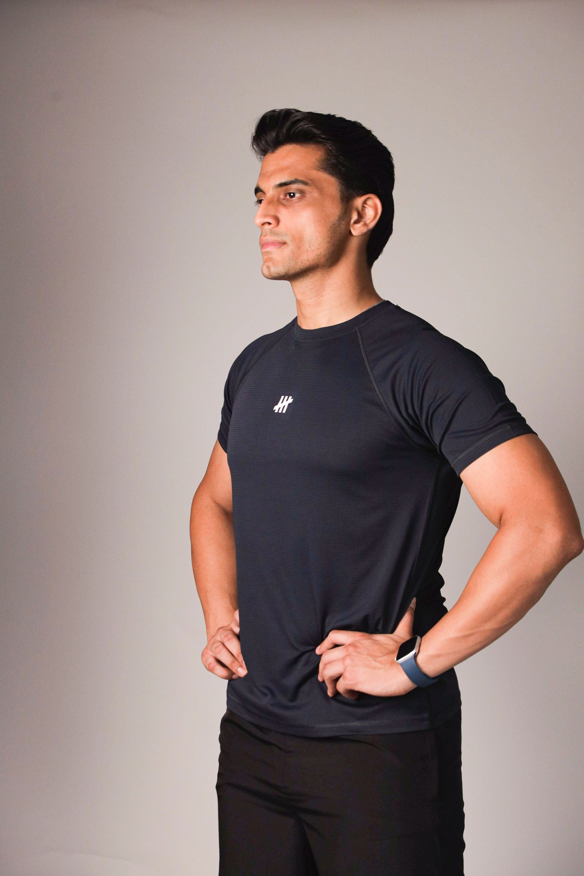 tmr-motion-grid-navy-side2