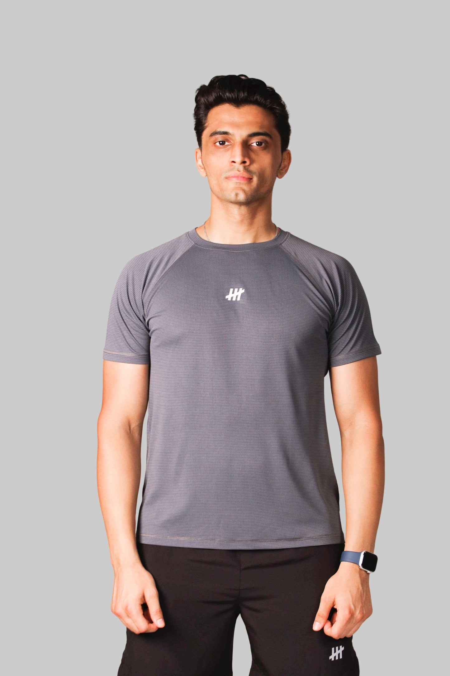 tmr-motion-grid-tee-graphite-front